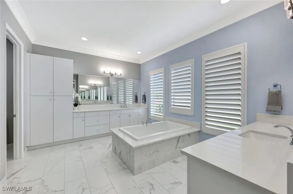 11702 Jasper Court Naples FL 34120