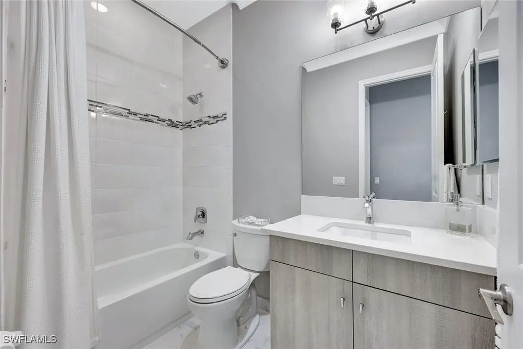 11702 Jasper Court Naples FL 34120