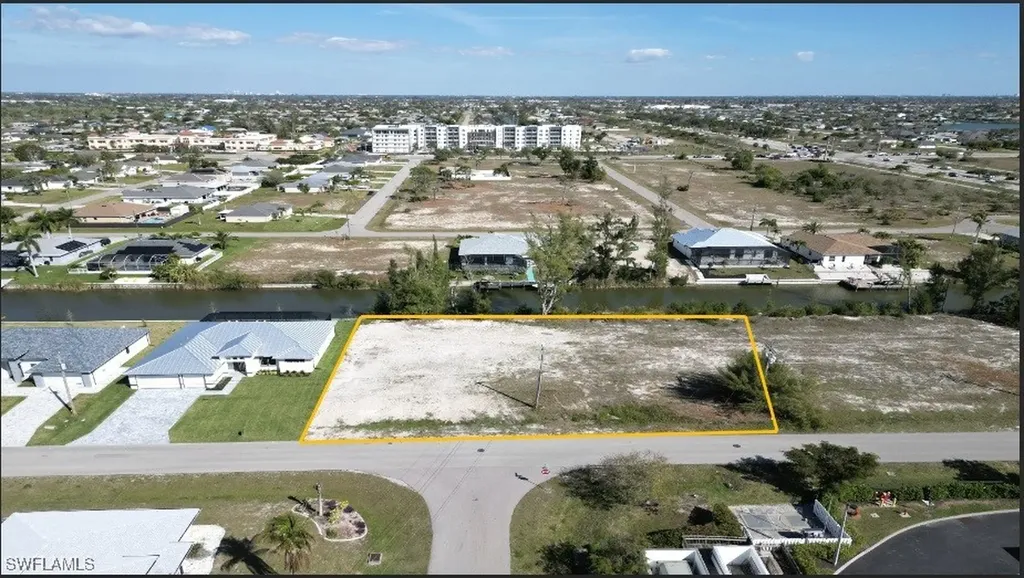 2247 SW 17th Place Cape Coral FL 33991