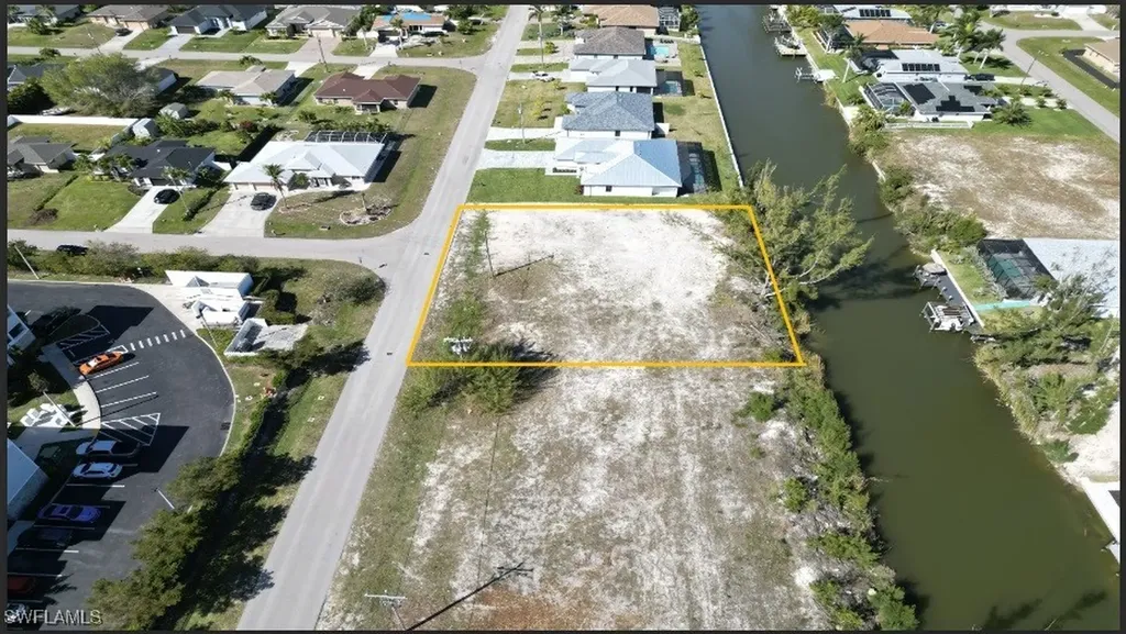 2247 SW 17th Place Cape Coral FL 33991