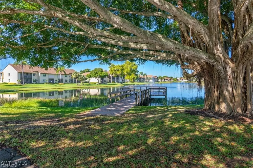 8474 Charter Club Circle Fort Myers FL 33919
