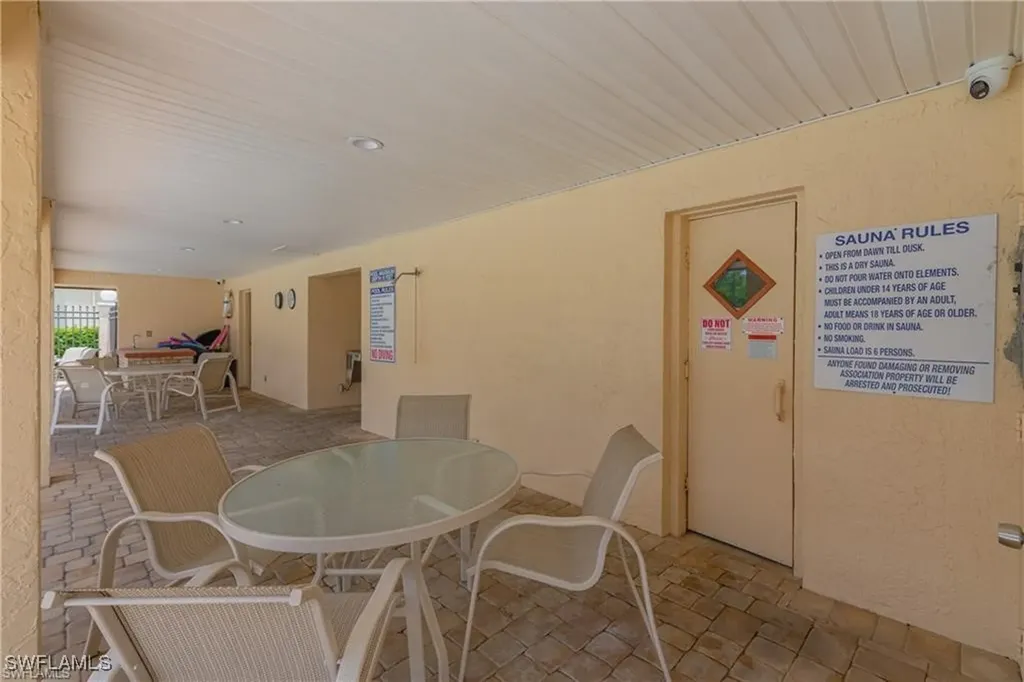 8474 Charter Club Circle Fort Myers FL 33919