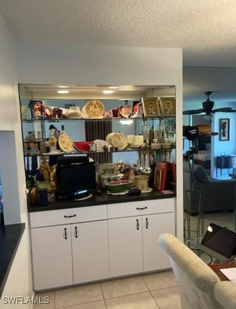 163 Palm Drive Naples FL 34112
