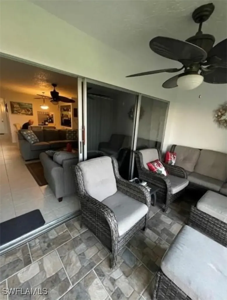 163 Palm Drive Naples FL 34112