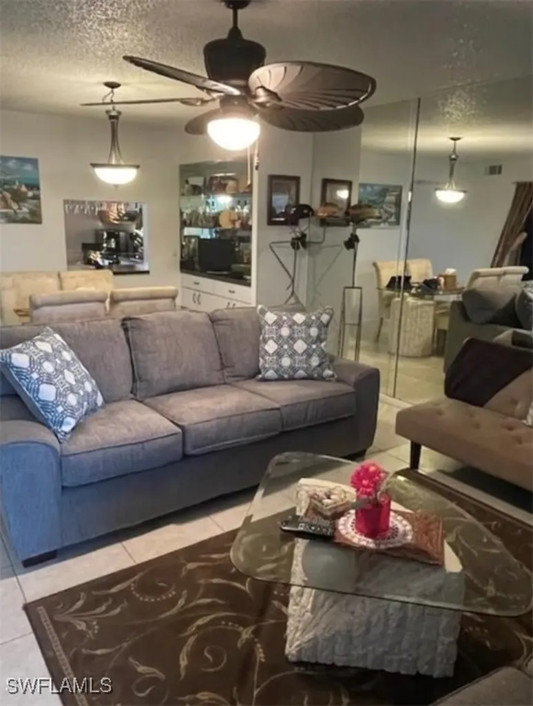163 Palm Drive Naples FL 34112
