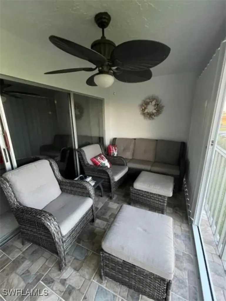 163 Palm Drive Naples FL 34112