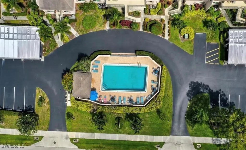 163 Palm Drive Naples FL 34112