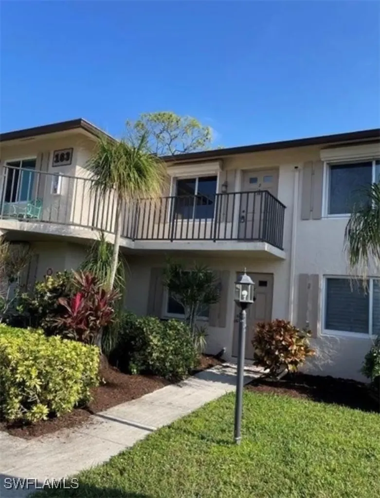 163 Palm Drive Naples FL 34112