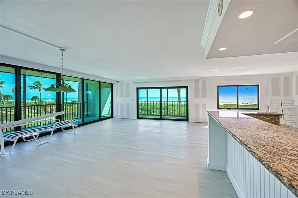 1401 Middle Gulf Drive Sanibel FL 33957