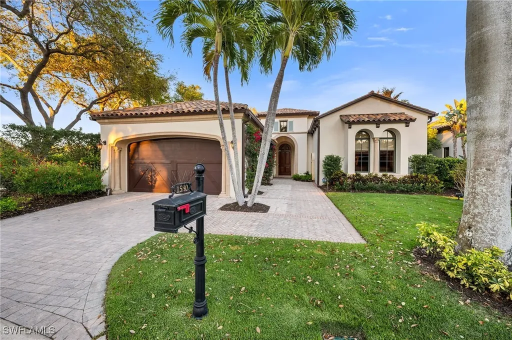 1580 Marsh Wren Lane Naples FL 34105