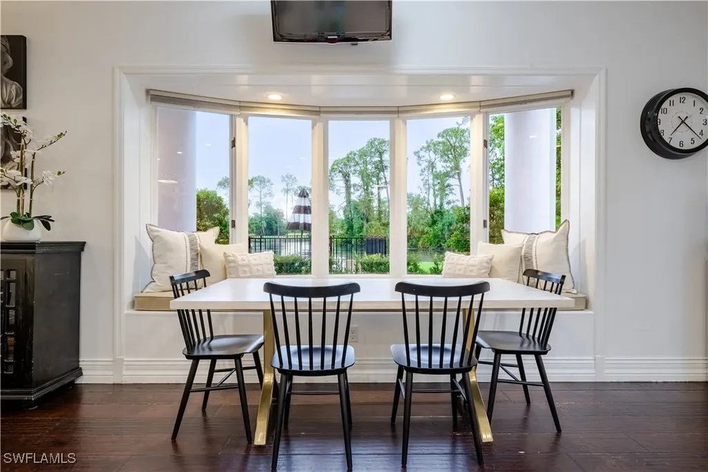 13189 Valewood Drive Naples FL 34119