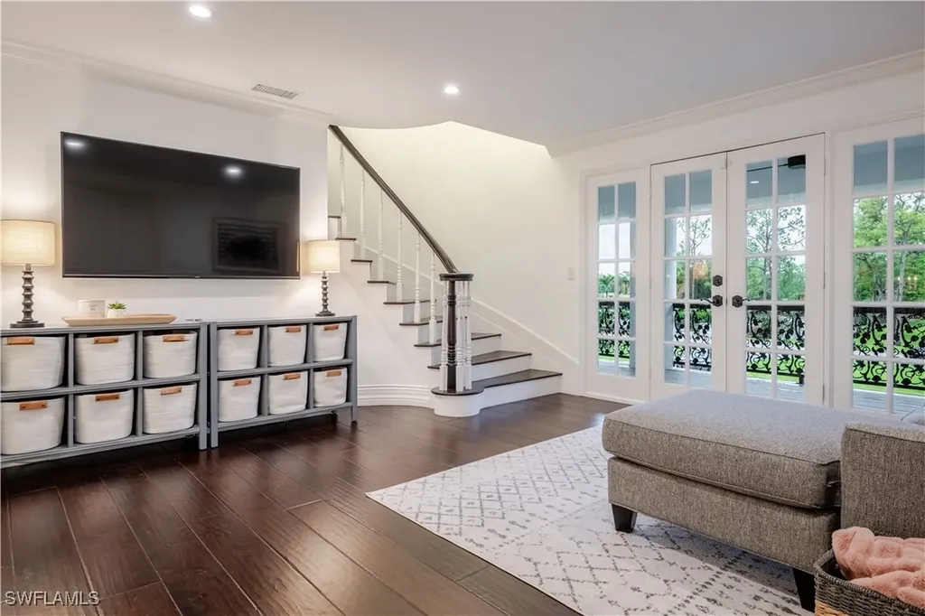 13189 Valewood Drive Naples FL 34119