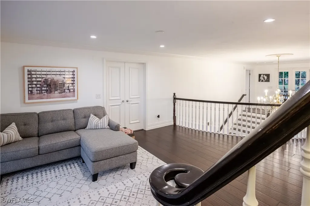 13189 Valewood Drive Naples FL 34119