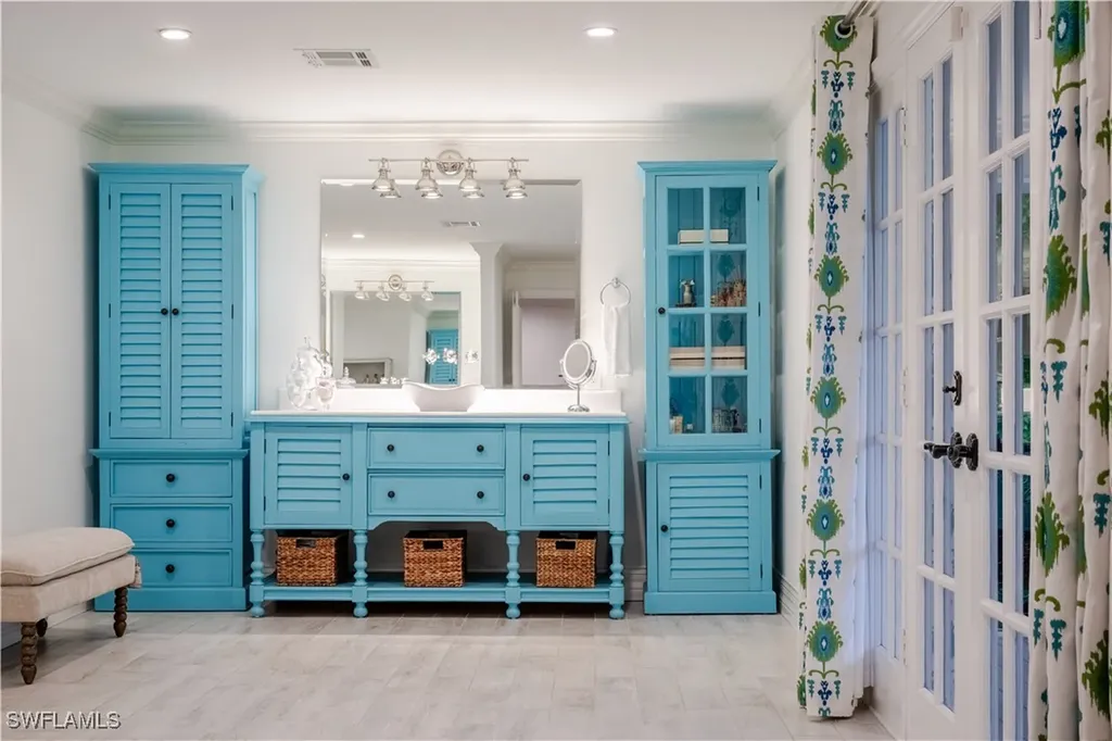 13189 Valewood Drive Naples FL 34119
