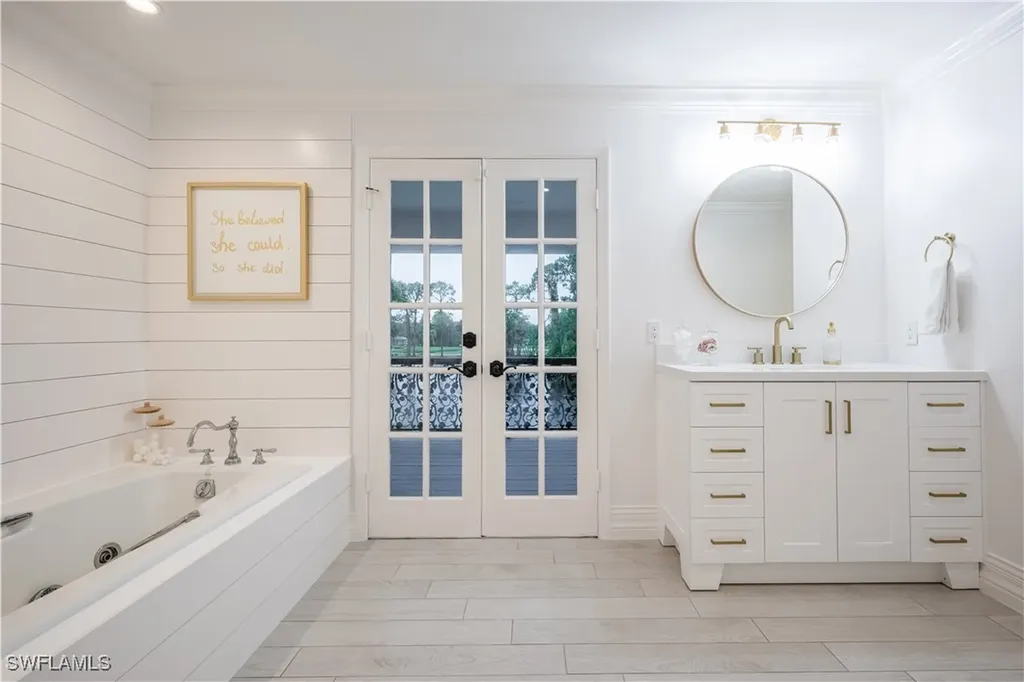 13189 Valewood Drive Naples FL 34119