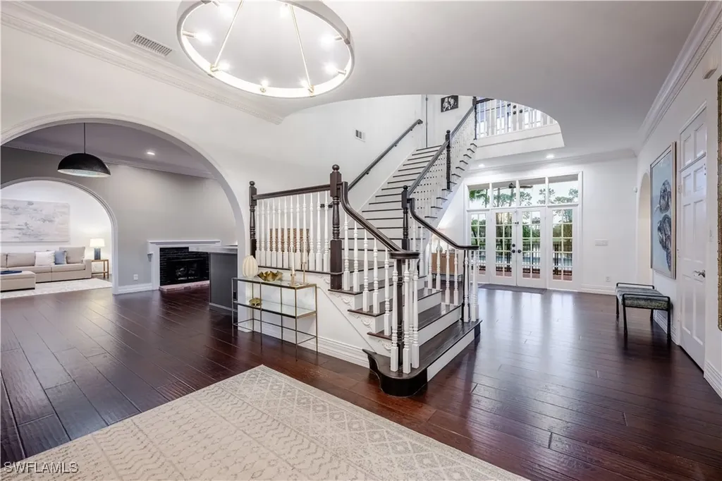 13189 Valewood Drive Naples FL 34119