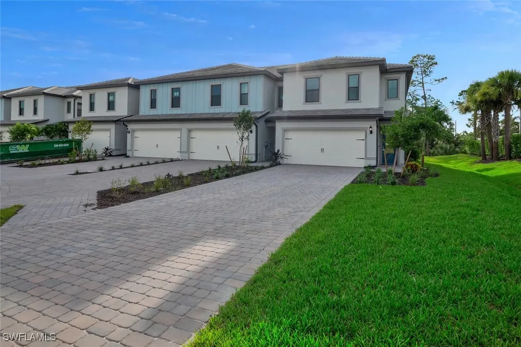 Naples FL, 4322 Sonoma Oaks Circle