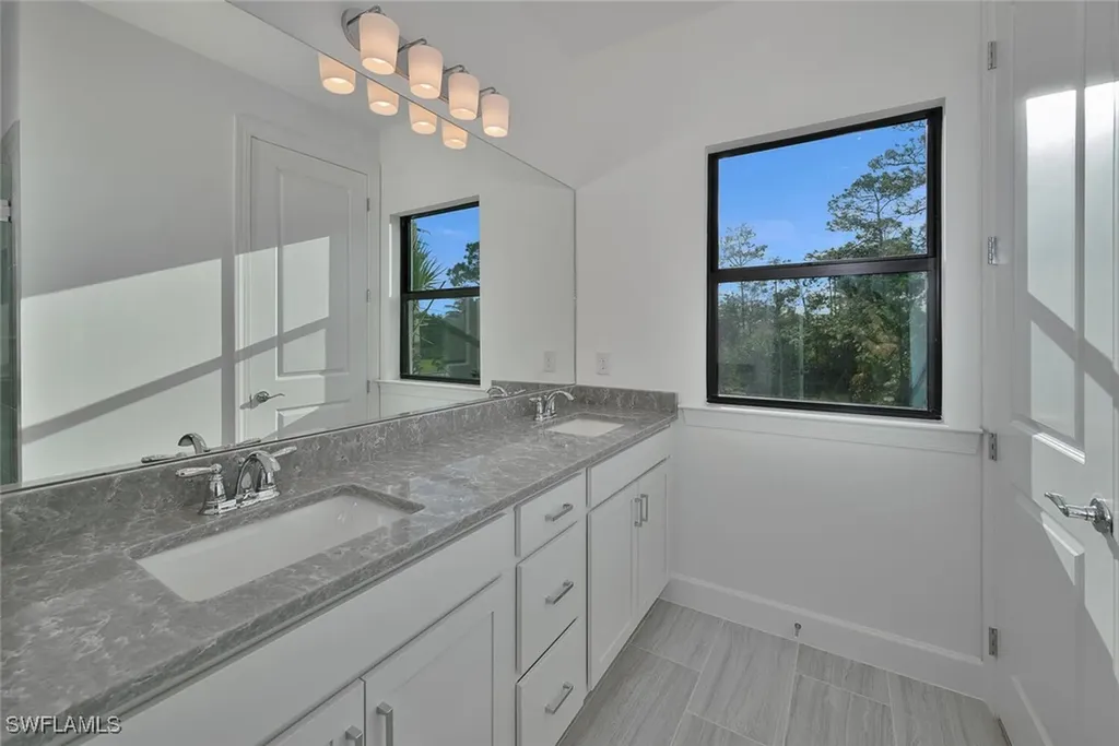 4322 Sonoma Oaks Circle Naples FL 34119