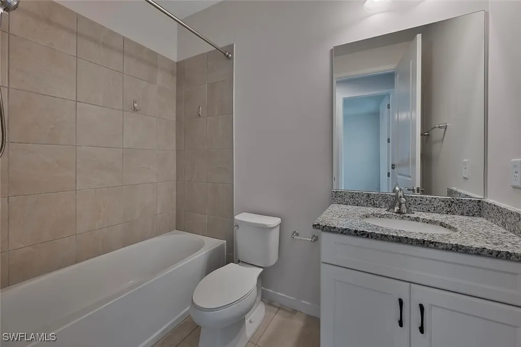 13010 Pembroke Drive Naples FL 34105
