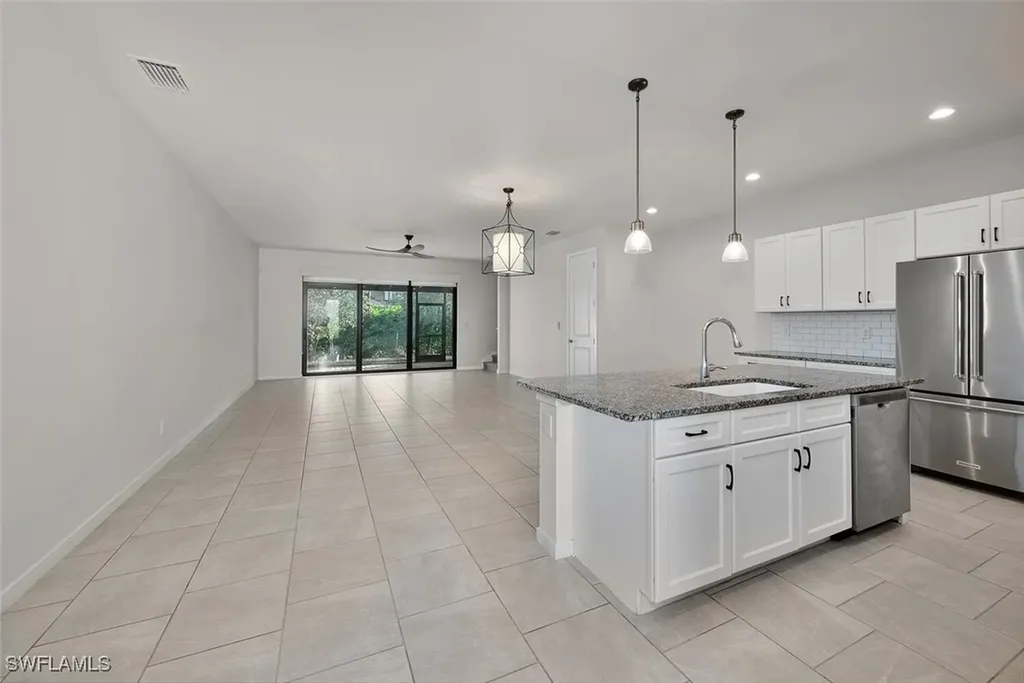 13010 Pembroke Drive Naples FL 34105