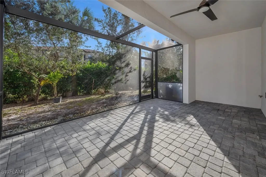 13010 Pembroke Drive Naples FL 34105