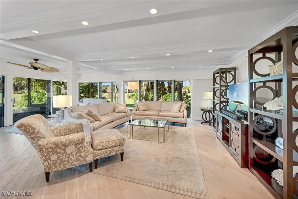 108 Clubhouse Drive Naples FL 34105