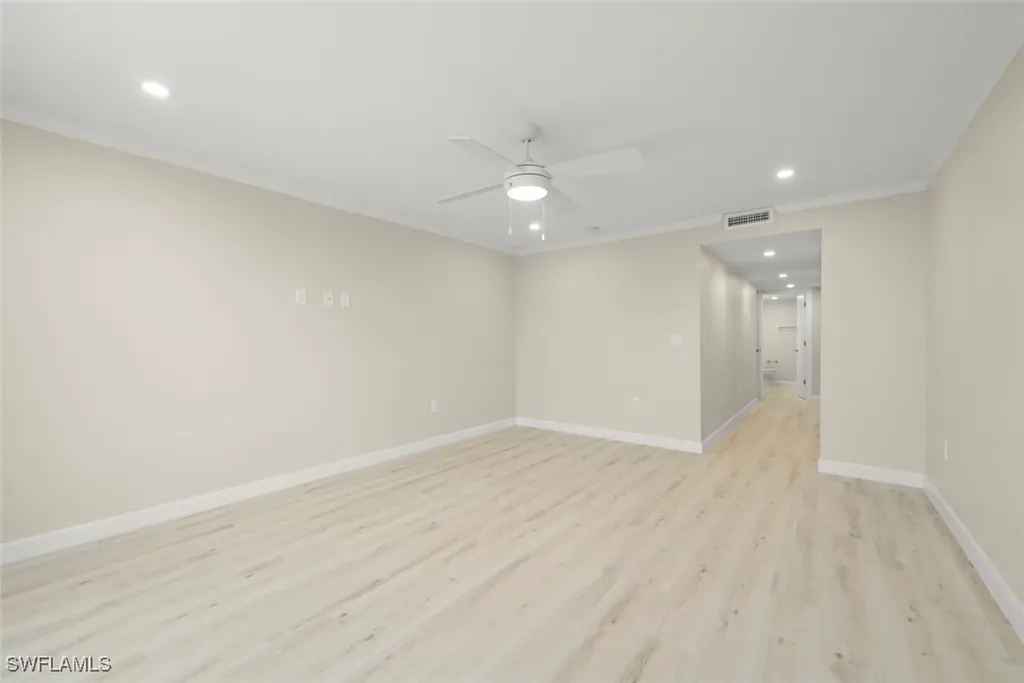 200 Periwinkle Way Sanibel FL 33957