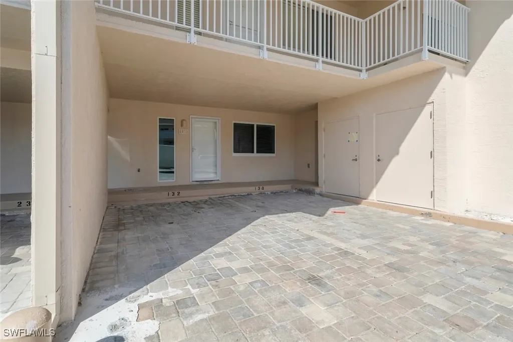 200 Periwinkle Way Sanibel FL 33957