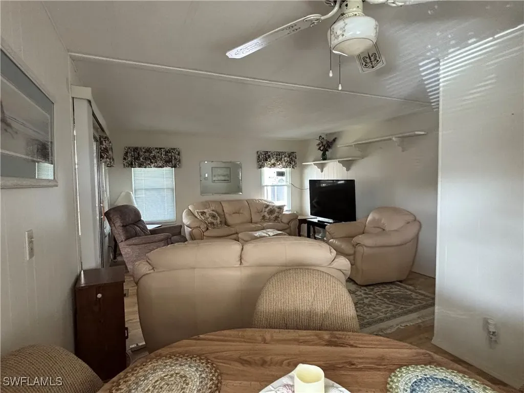 207 Harvest Lane North Fort Myers FL 33917