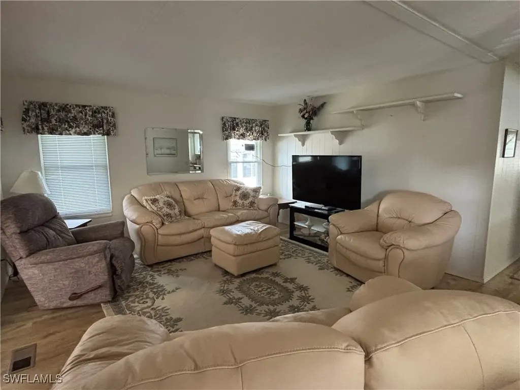 207 Harvest Lane North Fort Myers FL 33917