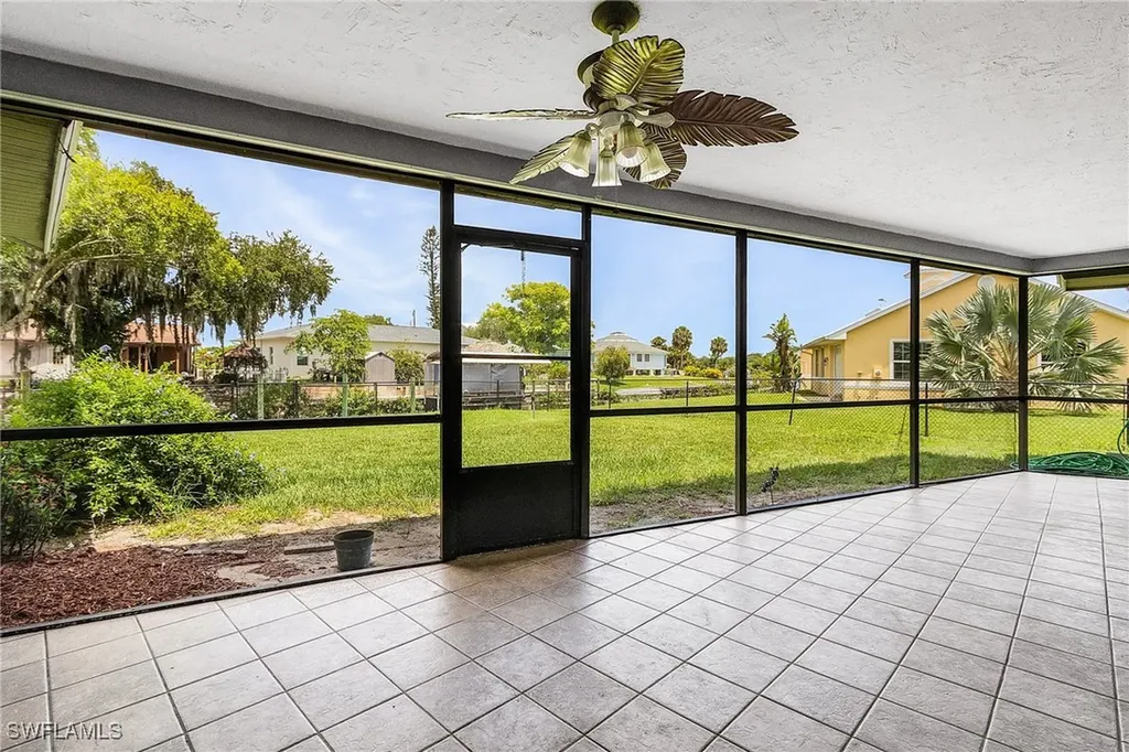 2130 Waylife Court Alva FL 33920