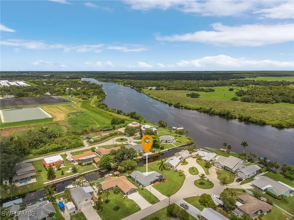 2130 Waylife Court Alva FL 33920