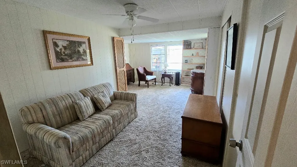 537 Charlemagne Boulevard Naples FL 34112