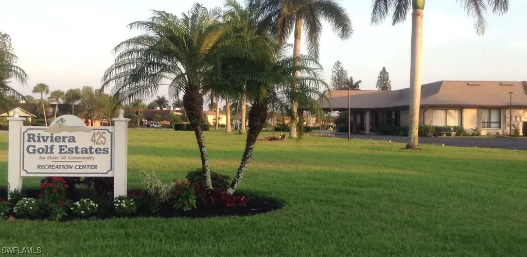 537 Charlemagne Boulevard Naples FL 34112