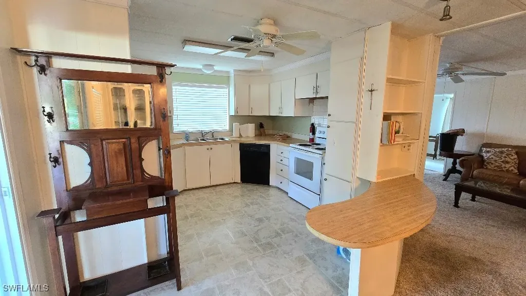 537 Charlemagne Boulevard Naples FL 34112