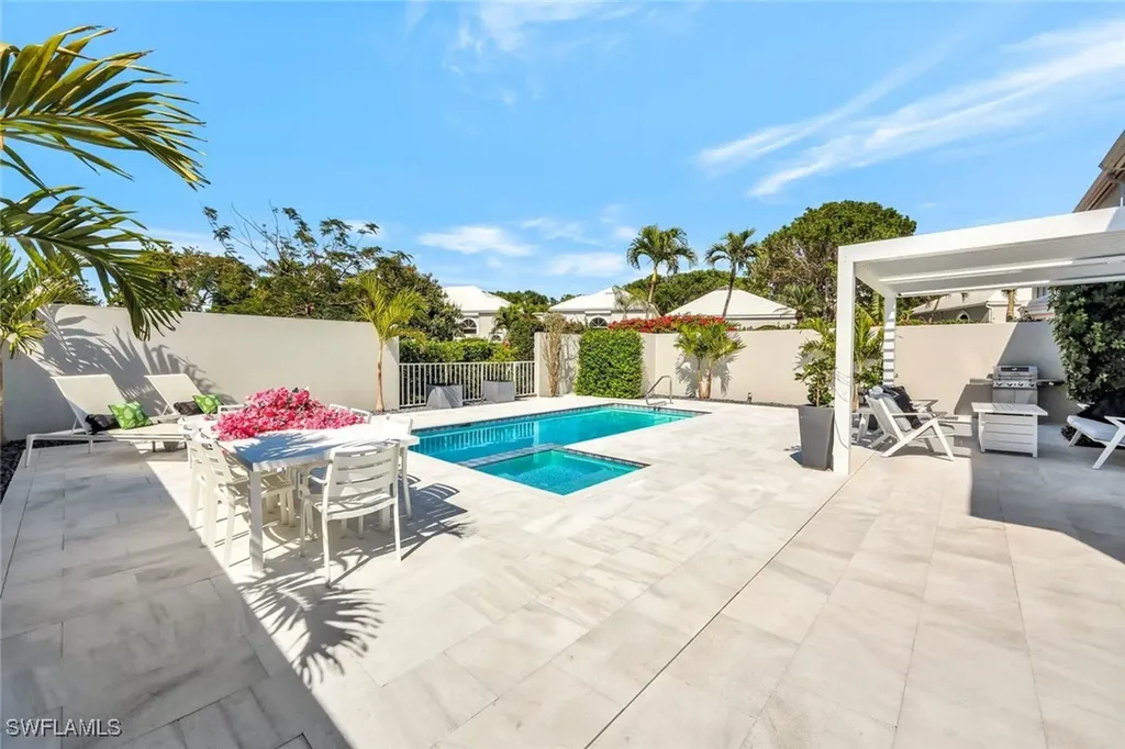 7063 Villa Lantana Way Naples FL 34108