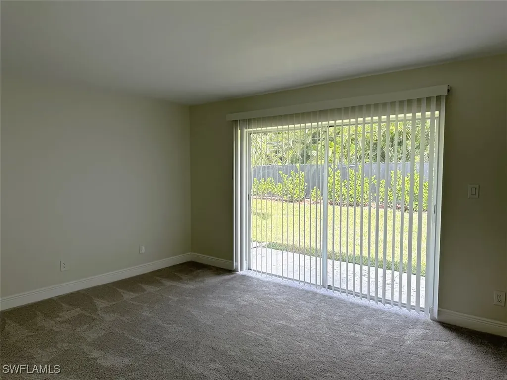 91 Pioneer Court Fort Myers FL 33919
