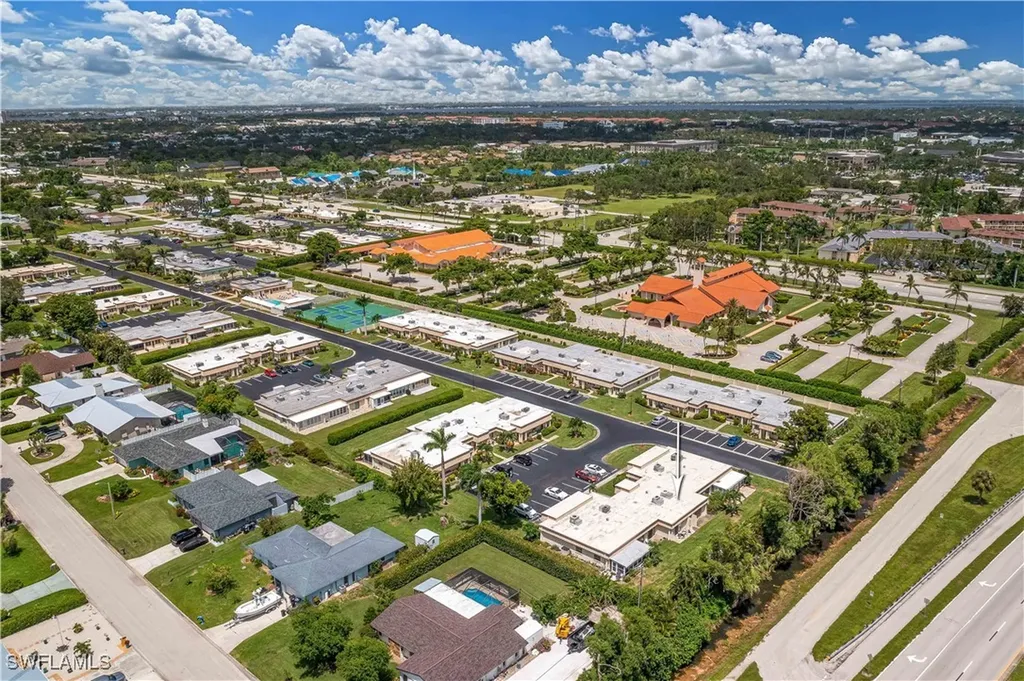 91 Pioneer Court Fort Myers FL 33919