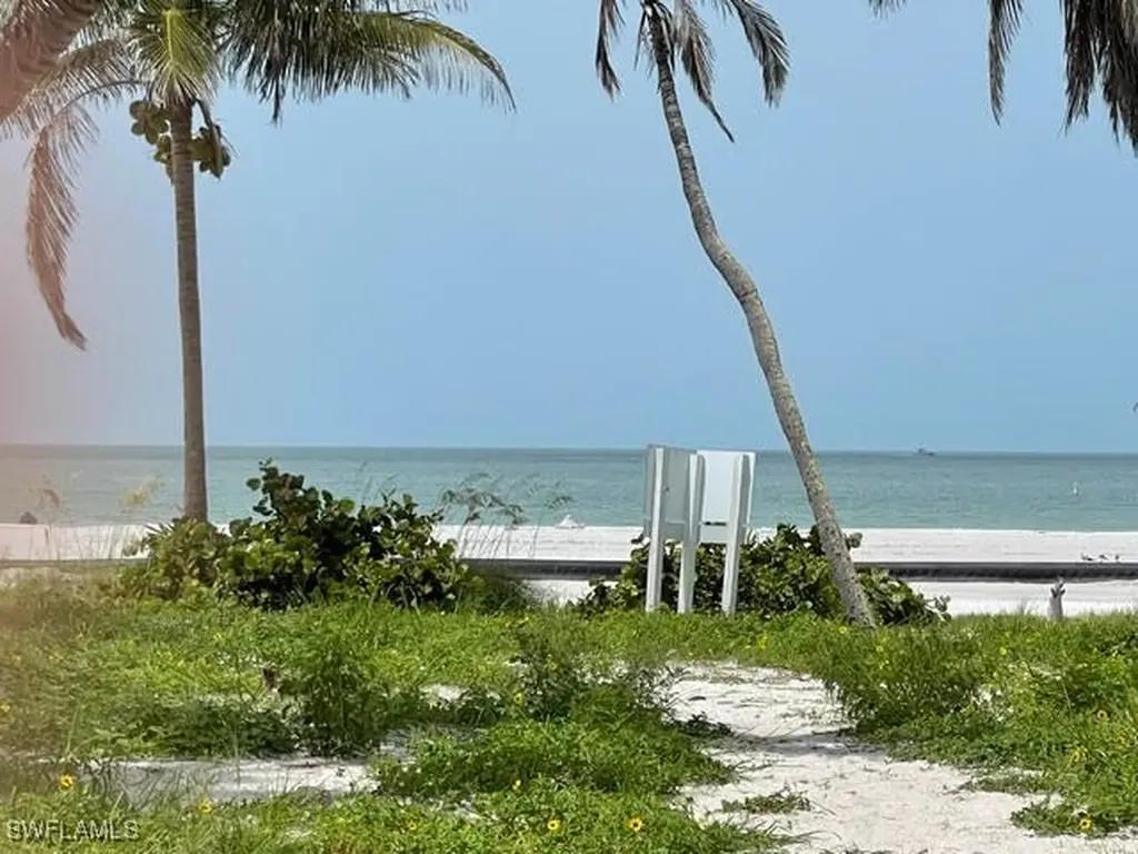 345 Donora Boulevard Fort Myers Beach FL 33931