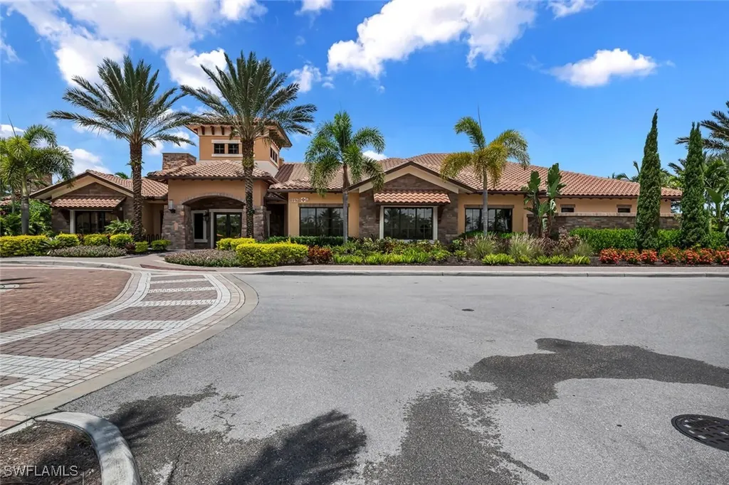 9633 Montelanico Loop Naples FL 34119