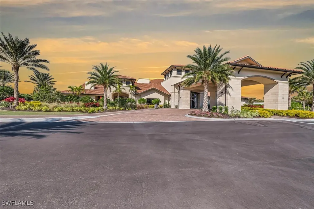 9633 Montelanico Loop Naples FL 34119