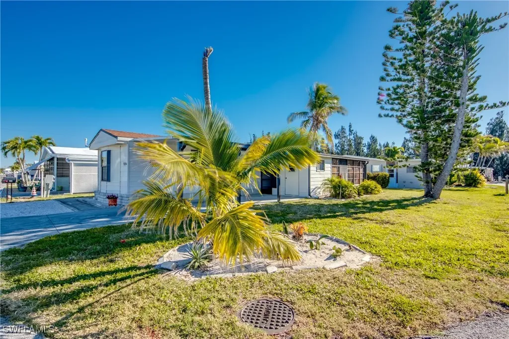 7126 Ladyfish Drive St. James City FL 33956