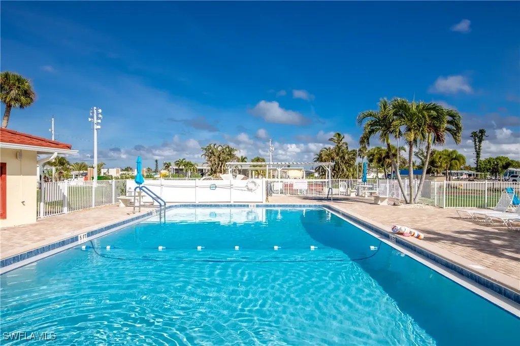 7126 Ladyfish Drive St. James City FL 33956