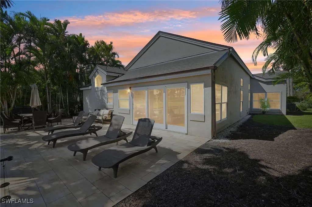 518 Cormorant Cove Naples FL 34113