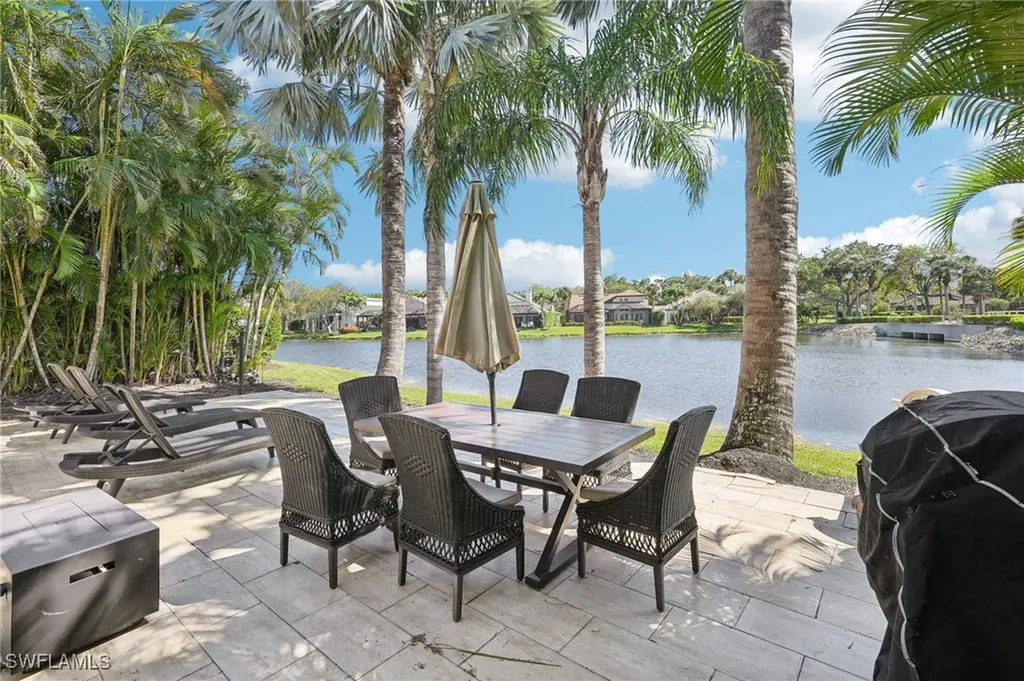 518 Cormorant Cove Naples FL 34113