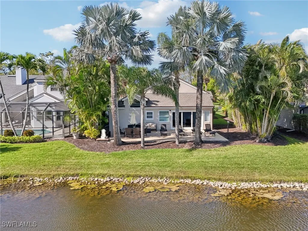 518 Cormorant Cove Naples FL 34113