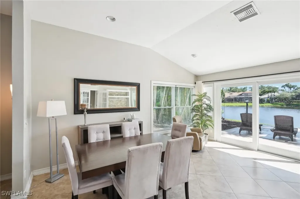 518 Cormorant Cove Naples FL 34113