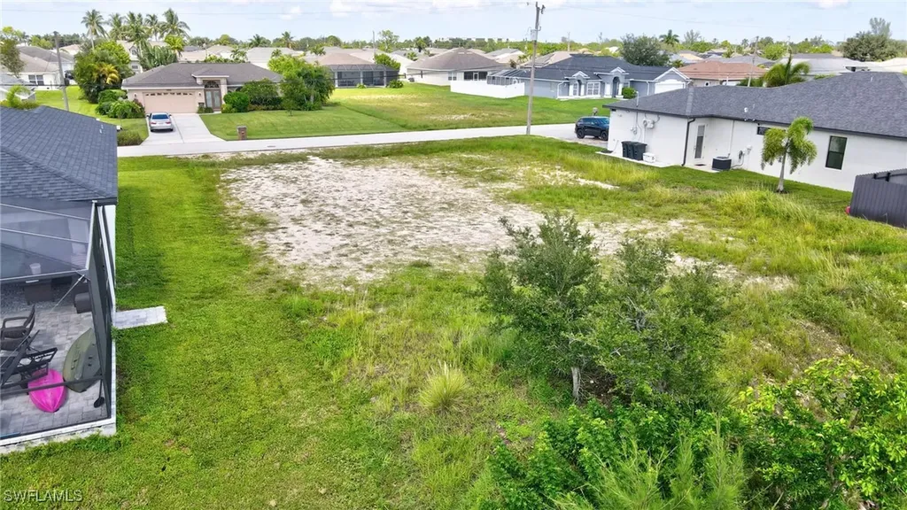 2535 SW 11th Avenue Cape Coral FL 33914