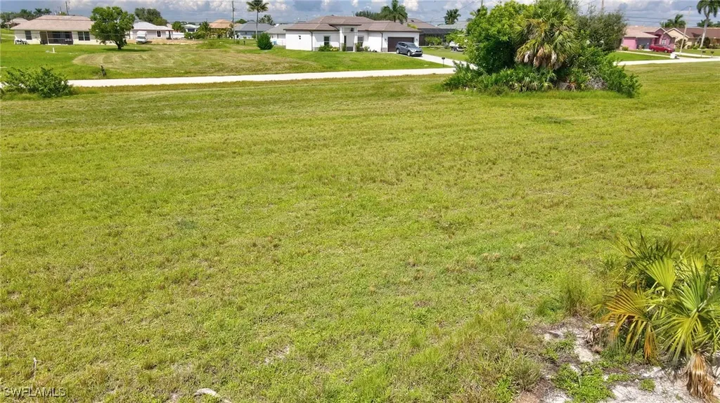 1428 NW 11th Terrace Cape Coral FL 33993