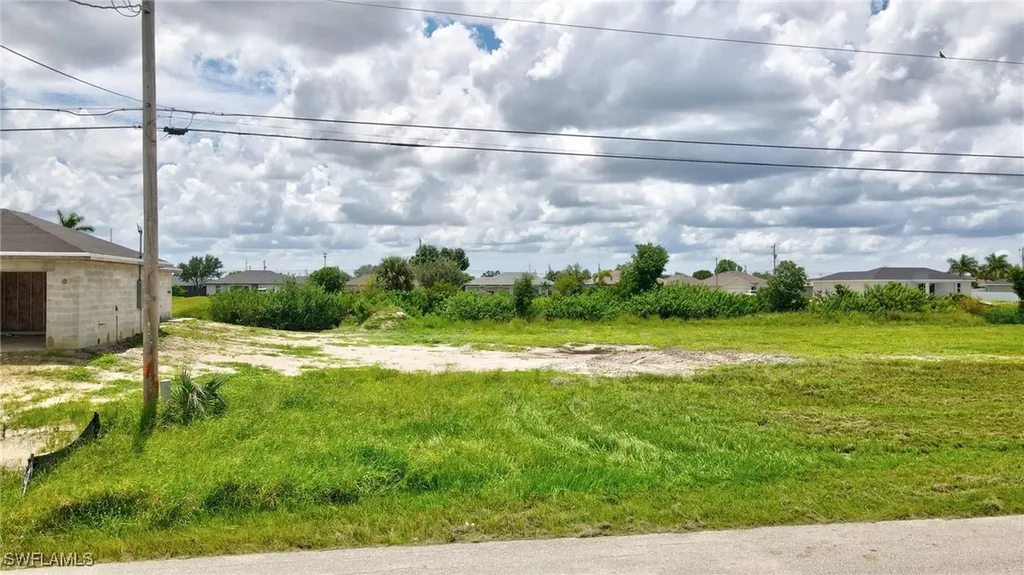 1406 NW 11th Terrace Cape Coral FL 33993